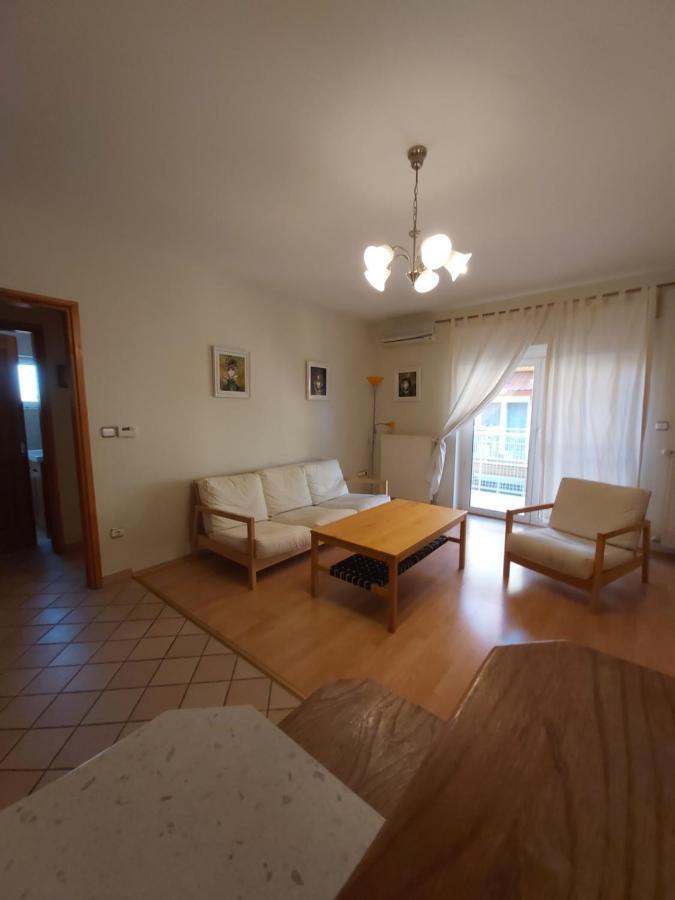 Katakunyho Apartment Keszthely Luaran gambar