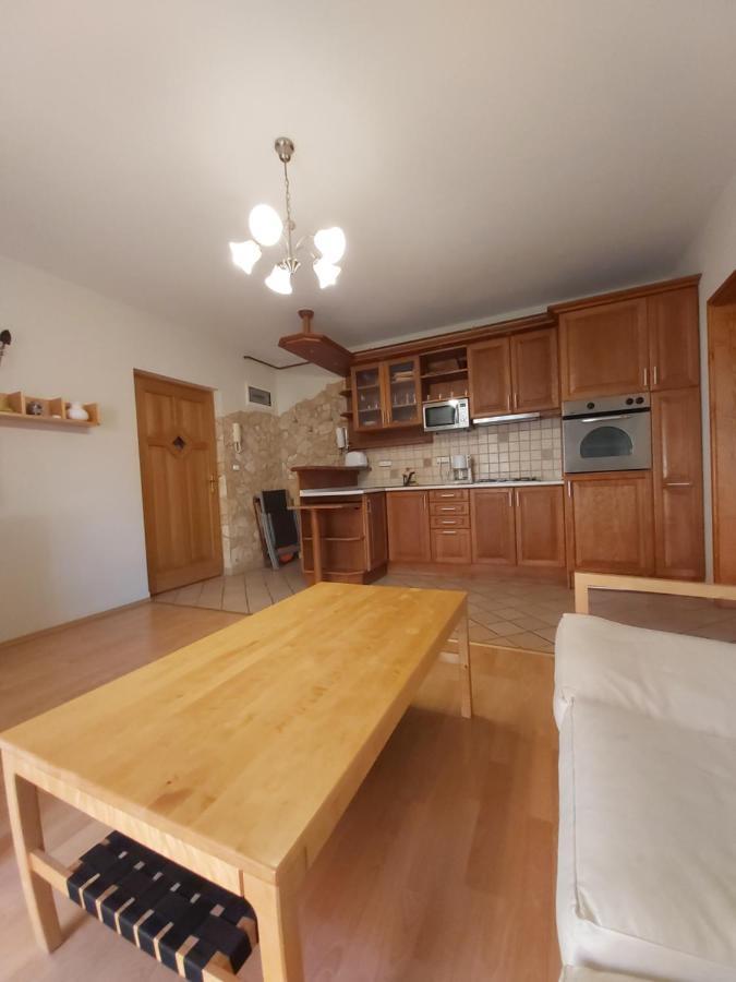 Katakunyho Apartment Keszthely Luaran gambar