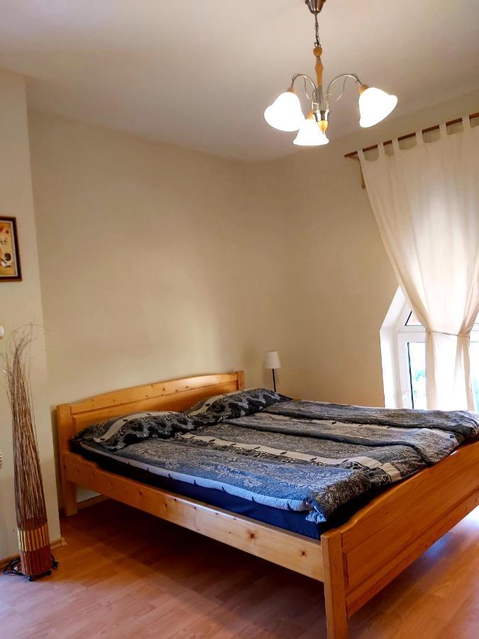 Katakunyho Apartment Keszthely Luaran gambar